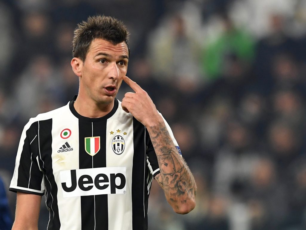 Juventus v Olympique Lyonnais - UEFA Champions League