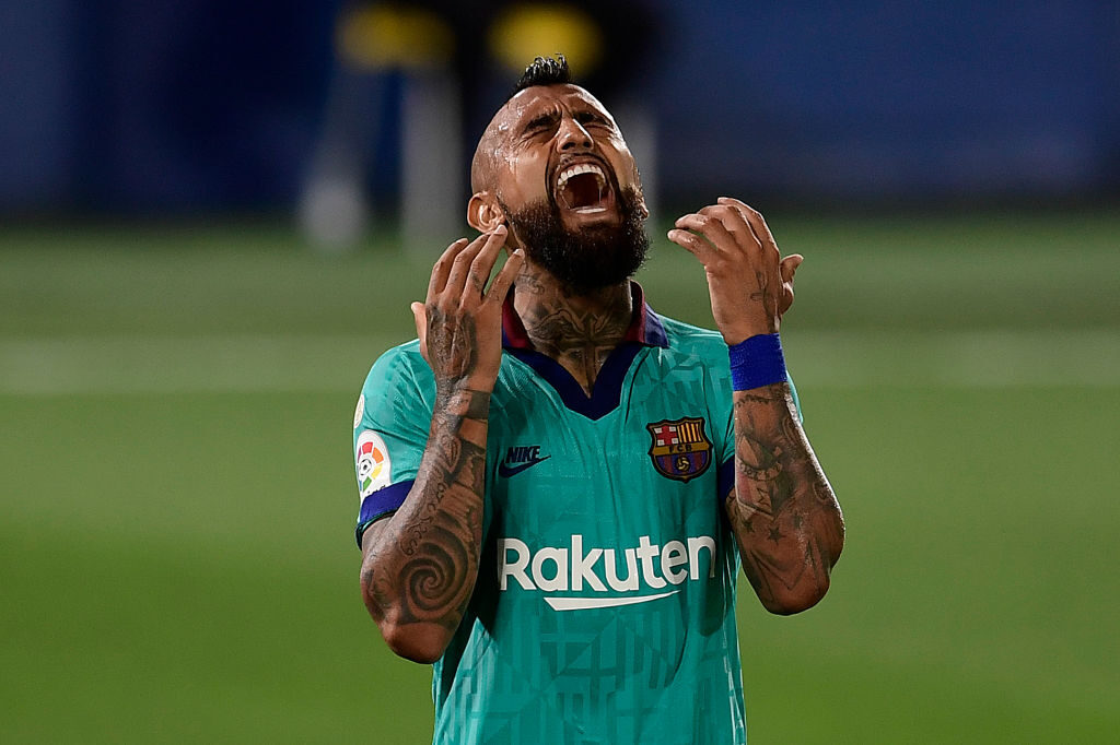 FBL-ESP-LIGA-VILLARREAL-BARCELONA