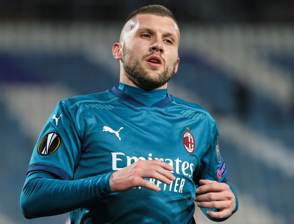 Crvena Zvezda v AC Milan  - UEFA Europa League Round Of 32 Leg One
