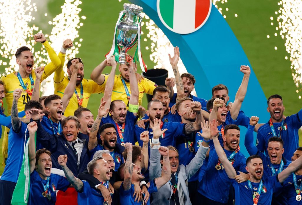 FBL-EURO-2020-2021-MATCH51-ITA-ENG-TROPHY