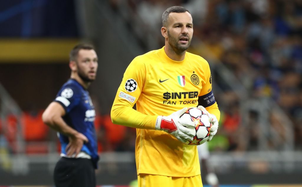 Inter v Real Madrid: Group D - UEFA Champions League