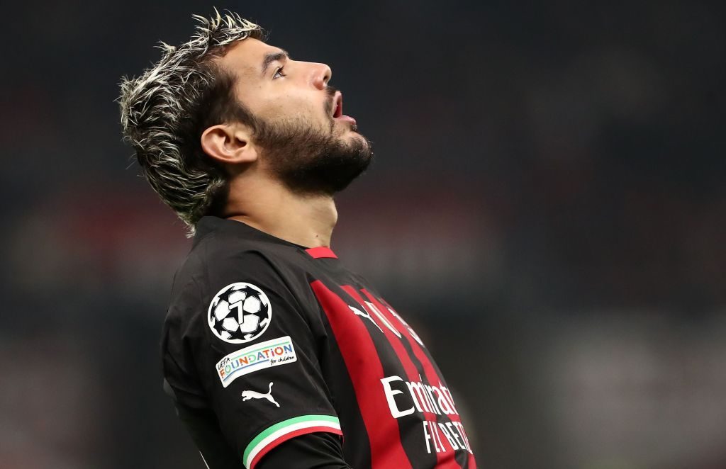 AC Milan v FC Salzburg: Group E - UEFA Champions League