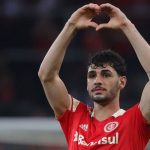 Internacional v Fluminense - Brasileirao 2022