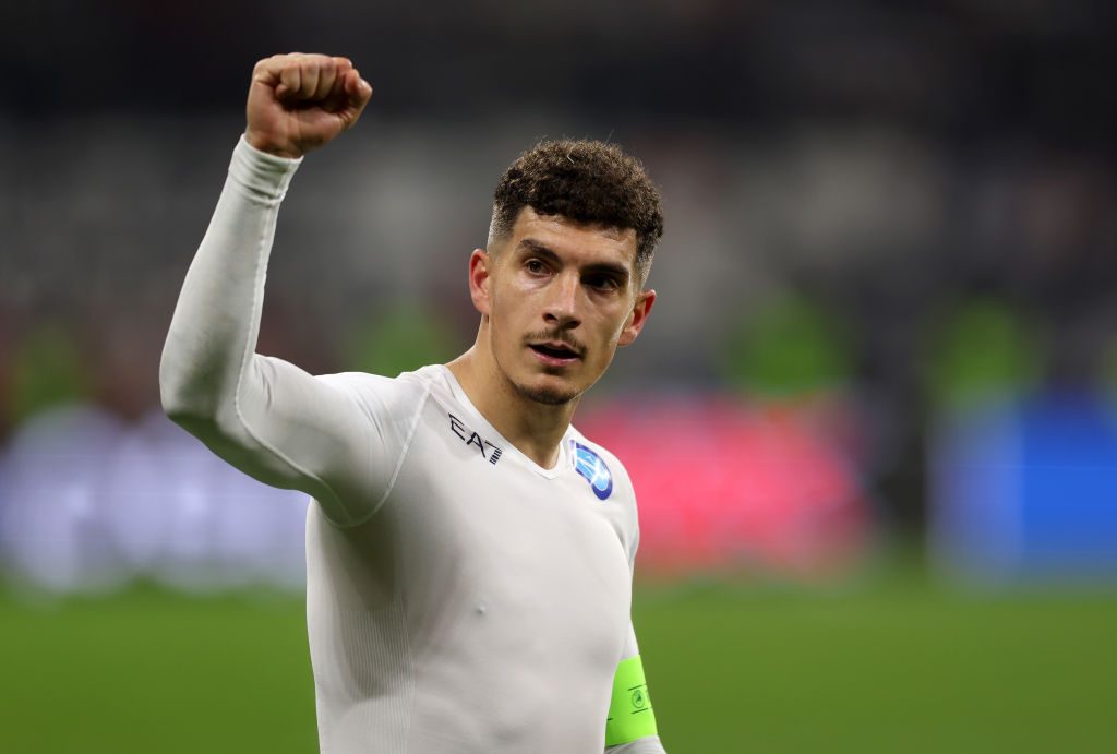 Eintracht Frankfurt v SSC Napoli: Round of 16 Leg One - UEFA Champions League