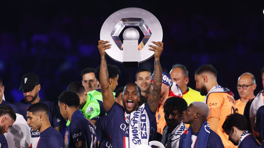 Paris Saint-Germain v Clermont Foot - Ligue 1 Uber Eats