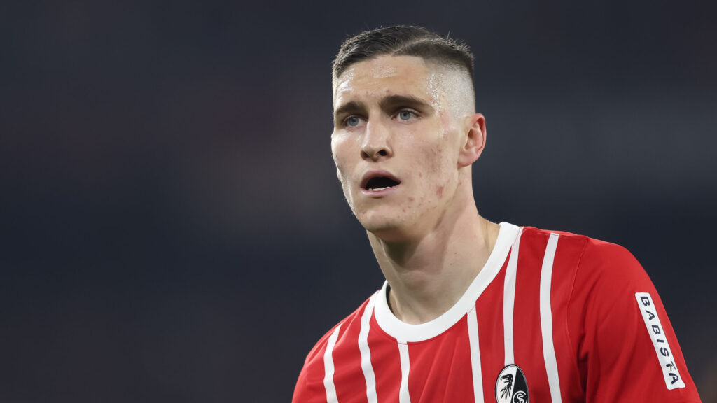 Sport-Club Freiburg v Juventus: Round of 16 Leg Two - UEFA Europa League