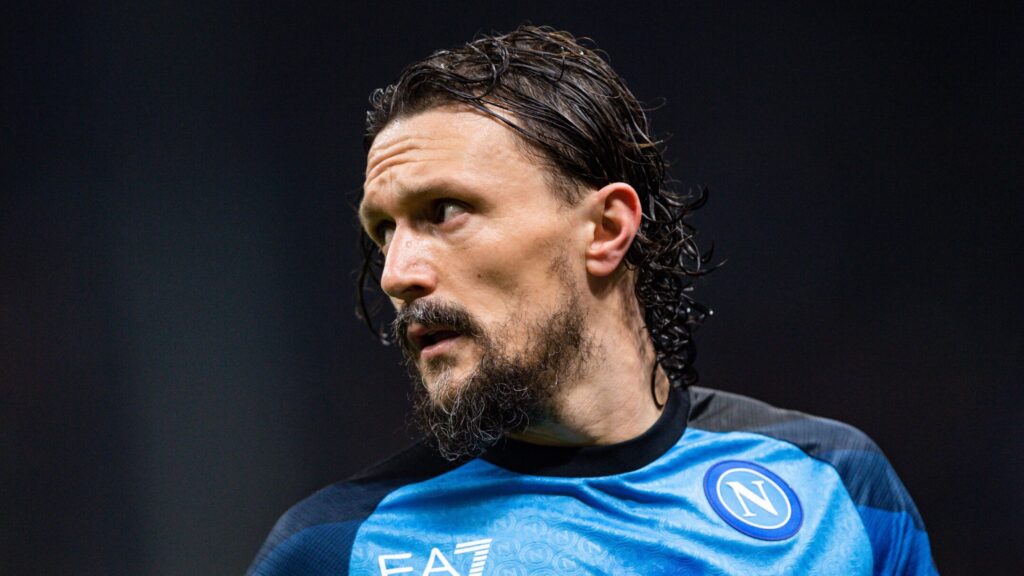 AC Milan v SSC Napoli: Quarterfinal First Leg - UEFA Champions League
