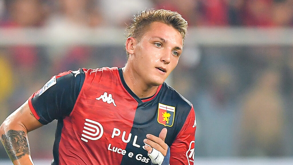 Genoa CFC v ACF Fiorentina - Serie A TIM