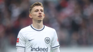 Eintracht Frankfurt v FC Augsburg - Bundesliga