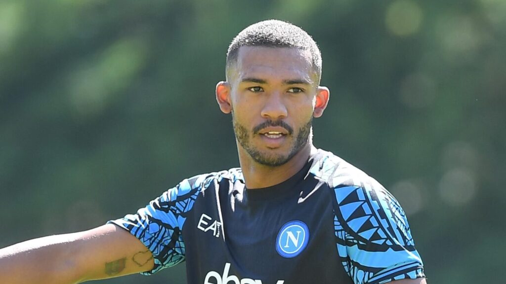 SSC SSC Napoli Training Session &amp; Press Conference