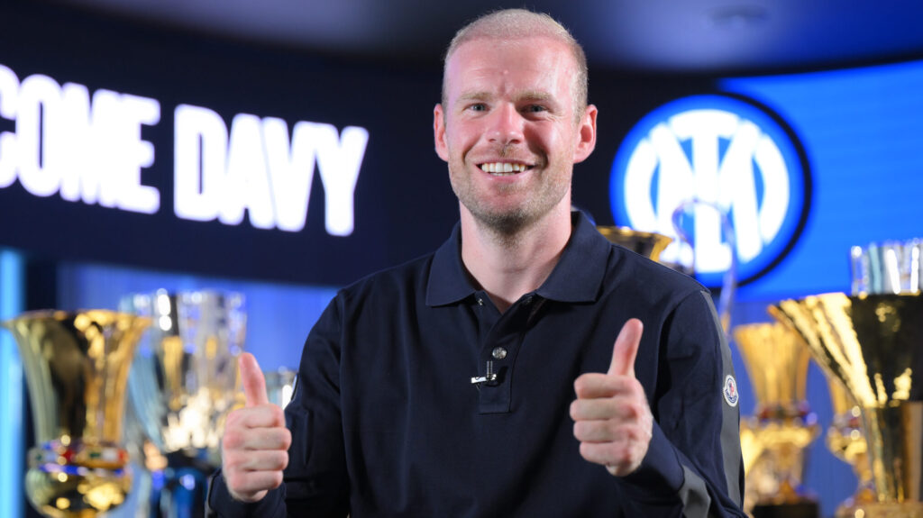 FC Internazionale Unveil New Signing Davy Klaassen