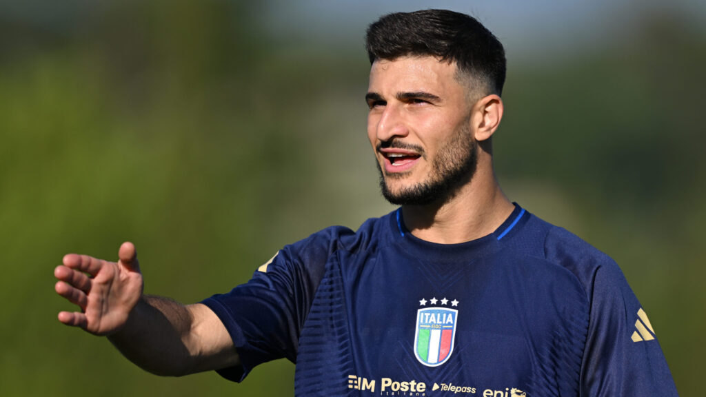Italy Training Session &amp; Press Conference
