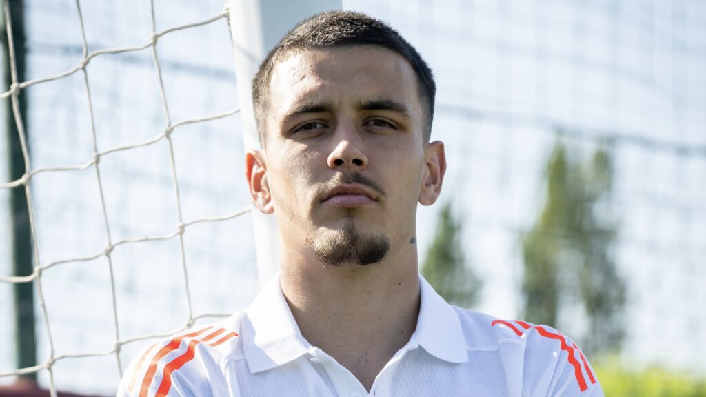 AS Roma Unveil New Signing Enzo Le Fee