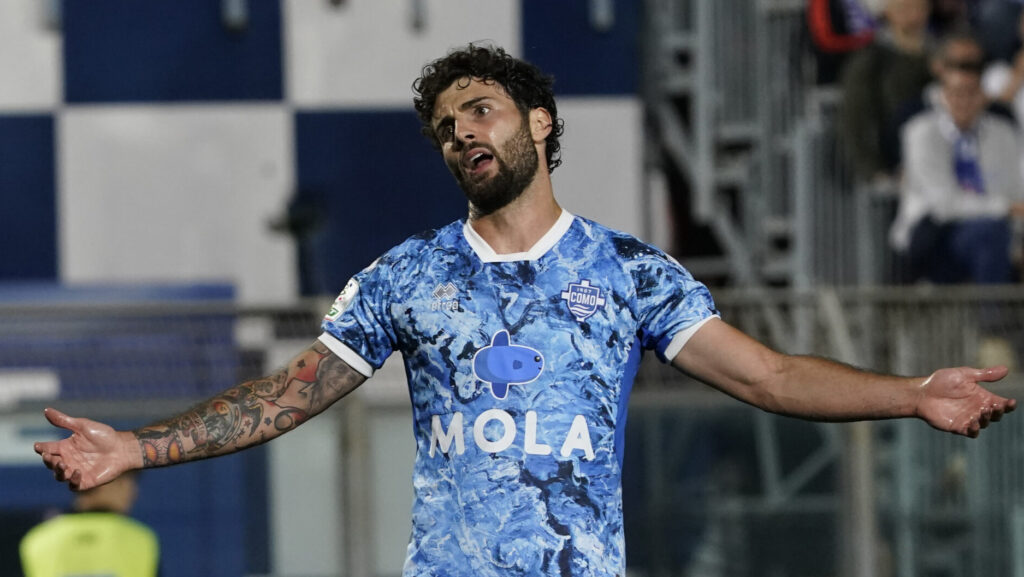 Como v Cosenza Calcio - Serie B
