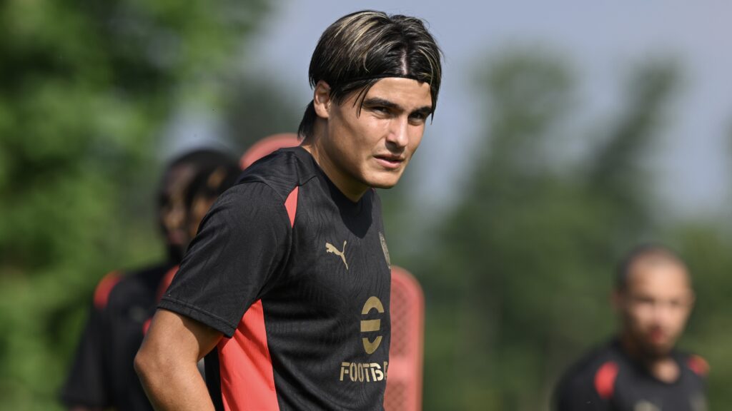 AC Milan Training Session &amp; Press Conference