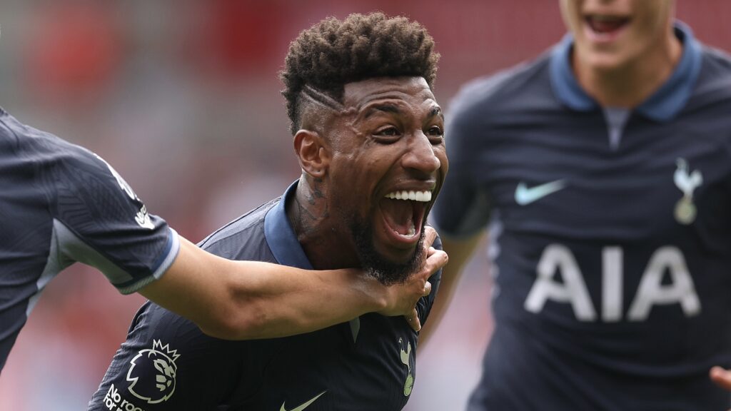 Brentford FC v Tottenham Hotspur - Premier League