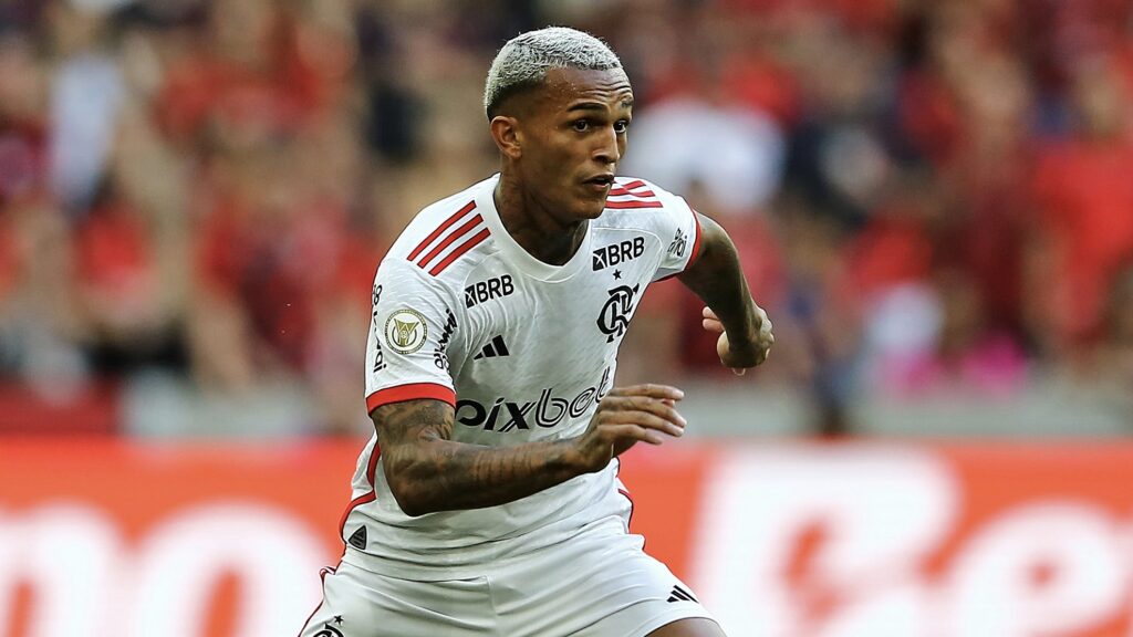 Athletico Paranaense v Flamengo - Brasileirao 2024