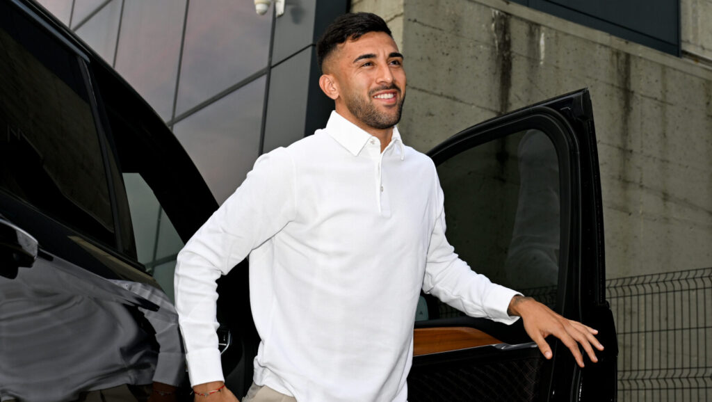 Juventus Unveil New Signing Nico Gonzalez
