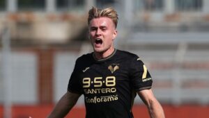 Como v Verona - Serie A