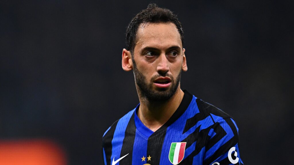 Calhanoglu (3)
