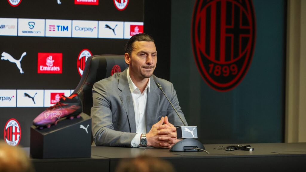 AC Milan New Signing Kyle Walker Press Conference