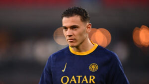 Feyenoord v FC Internazionale Milano - UEFA Champions League 2024/25 Round of 16 First Leg