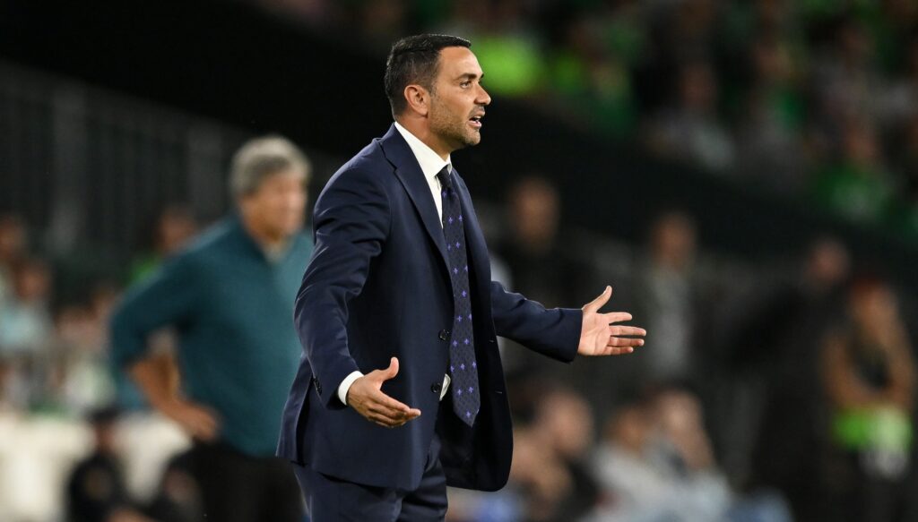 Real Betis Balompie v ACF Fiorentina - UEFA Conference League 2024/25 Semi Final First Leg