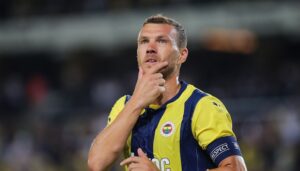 Fenerbahce v Lugano - UEFA Champions League Second Qualifying Round: Second Leg