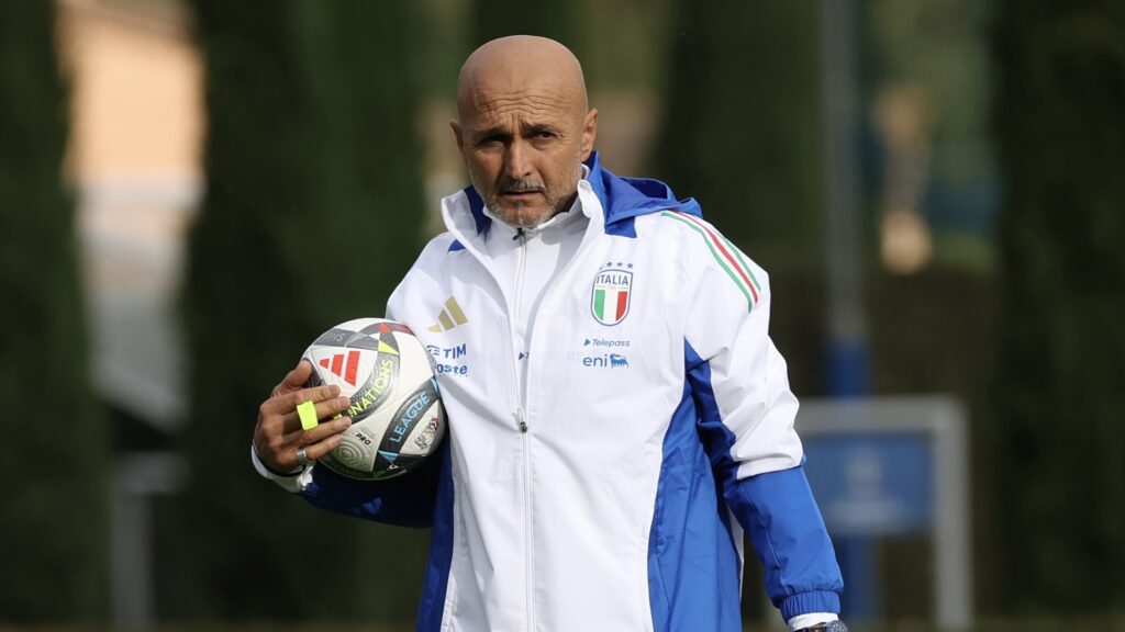 Italy Training Session &amp; Press Conference