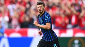 FC Internazionale Milano v Urawa Red Diamonds: Group E - FIFA Club World Cup 2025