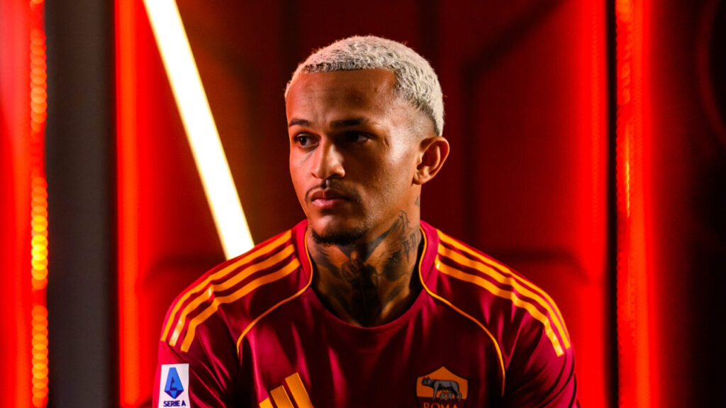 AS Roma Unveil New Signing Wesley