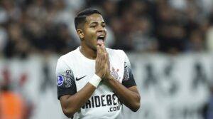 Corinthians v Argentinos Juniors - Copa CONMEBOL Sudamericana 2024