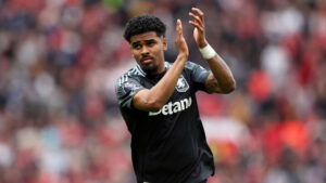 Manchester United FC v Aston Villa FC - Premier League