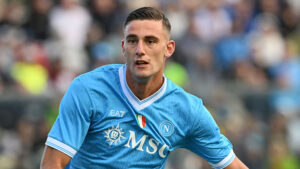 SSC Napoli v Stade Brestois 29 - Pre-Season Friendly