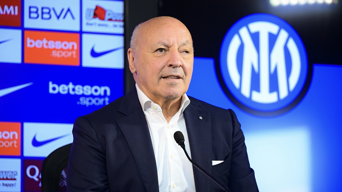 FC Internazionale Training Session &amp; Press Conference
