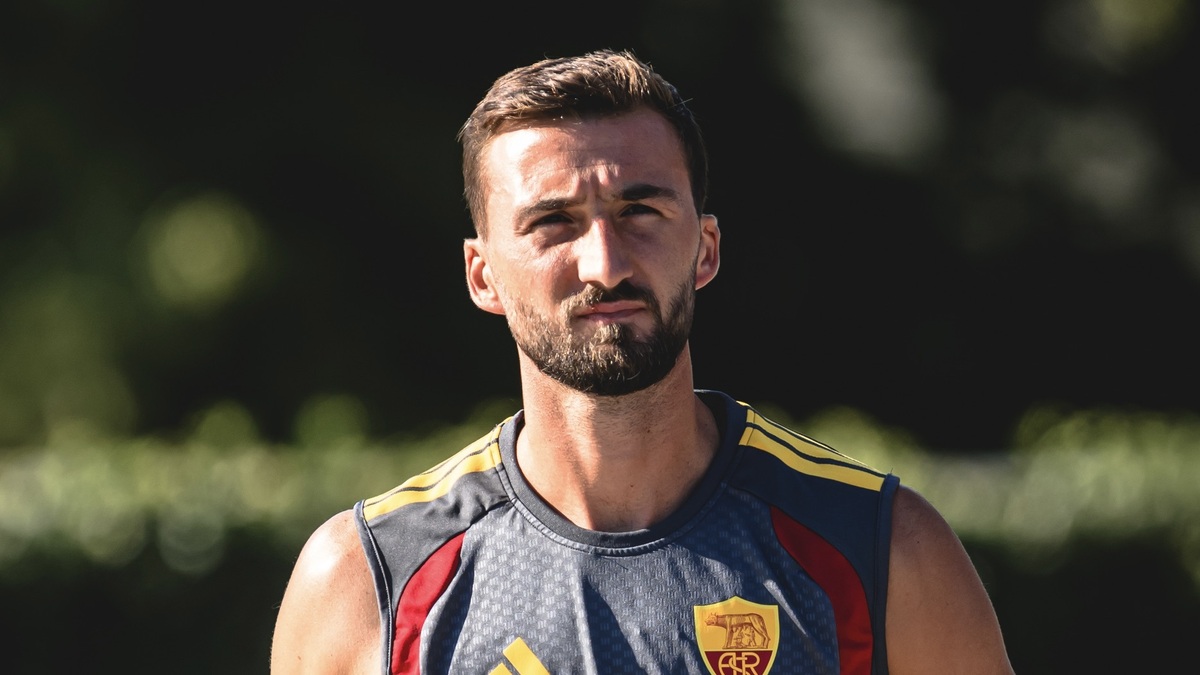 AS Roma Training Session