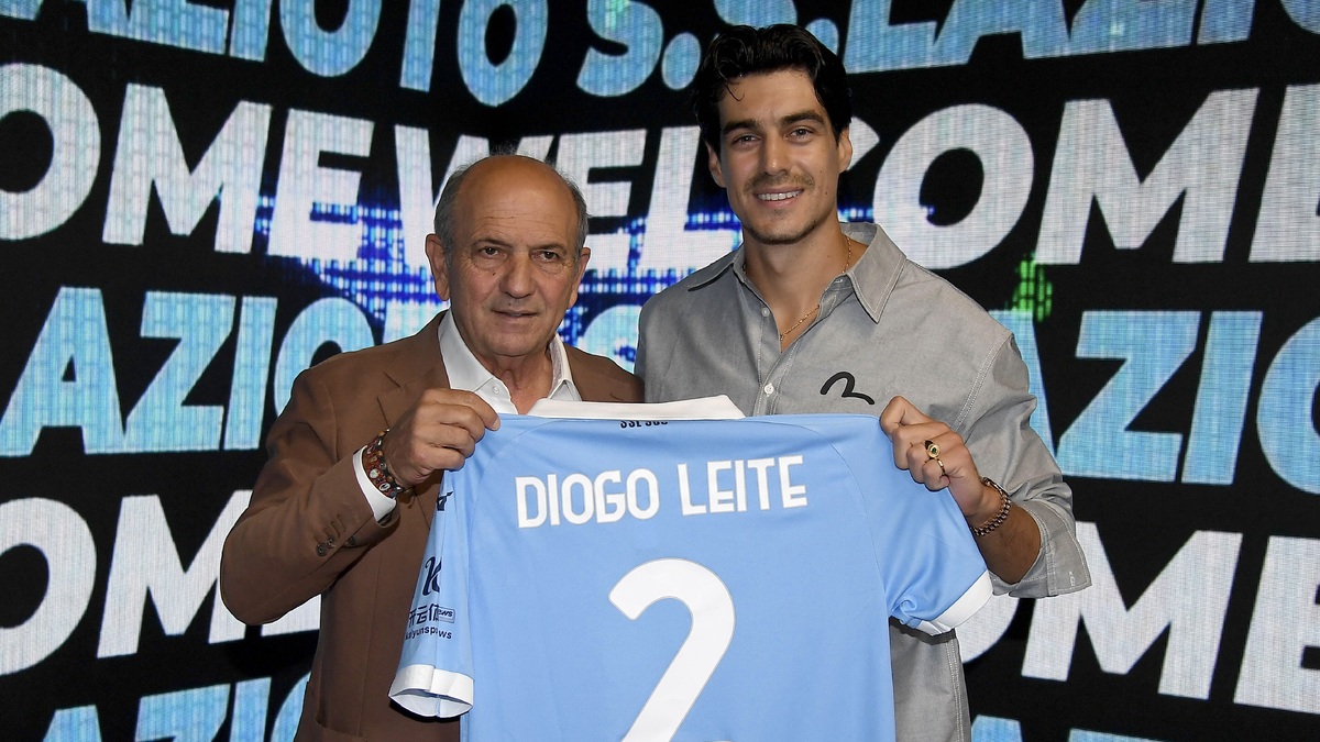 SS Lazio Unveil New Signing Diogo Leite