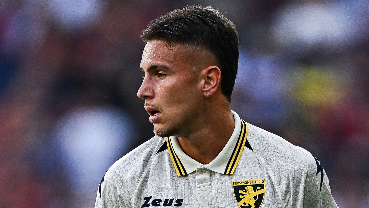 Genoa CFC v Frosinone Calcio - Serie A