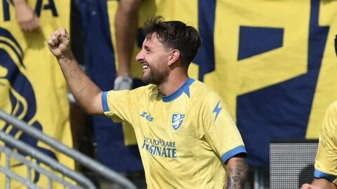 Frosinone Calcio v Como 1907 - Serie A 2026/27